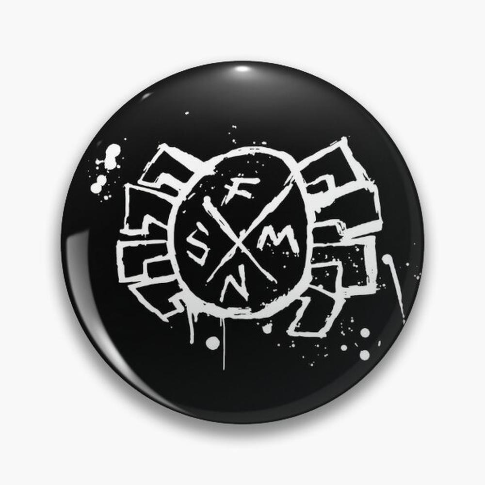 Spider Punk Logo Pin Buttons B - Ethnic Modern Fashion ulasan dan harga