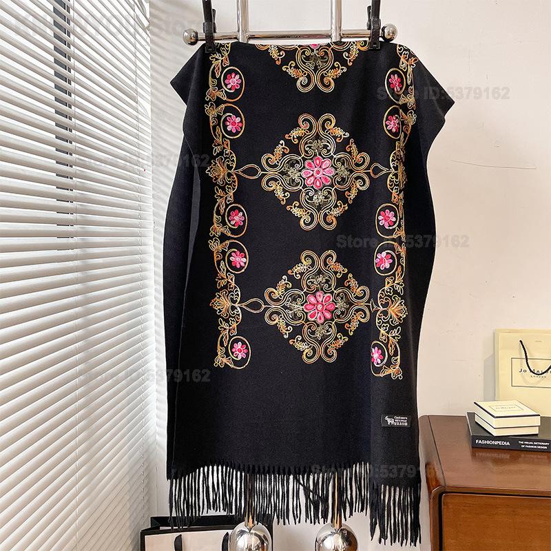 Women Vintage Ethnic Embroider - Go Ethnic Fashion ulasan dan harga