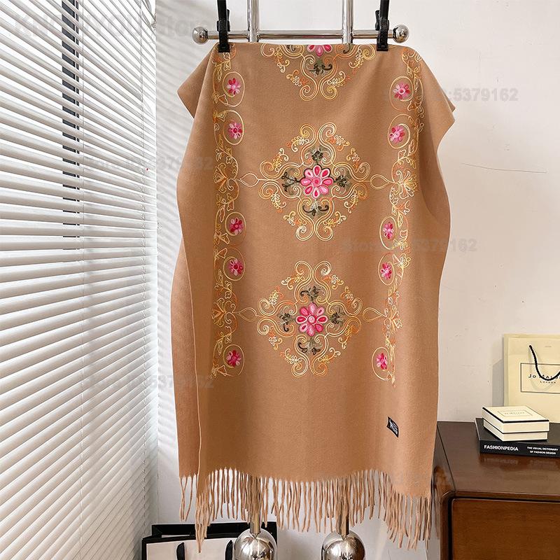 Women Vintage Ethnic Embroider - Go Ethnic Fashion ulasan dan harga